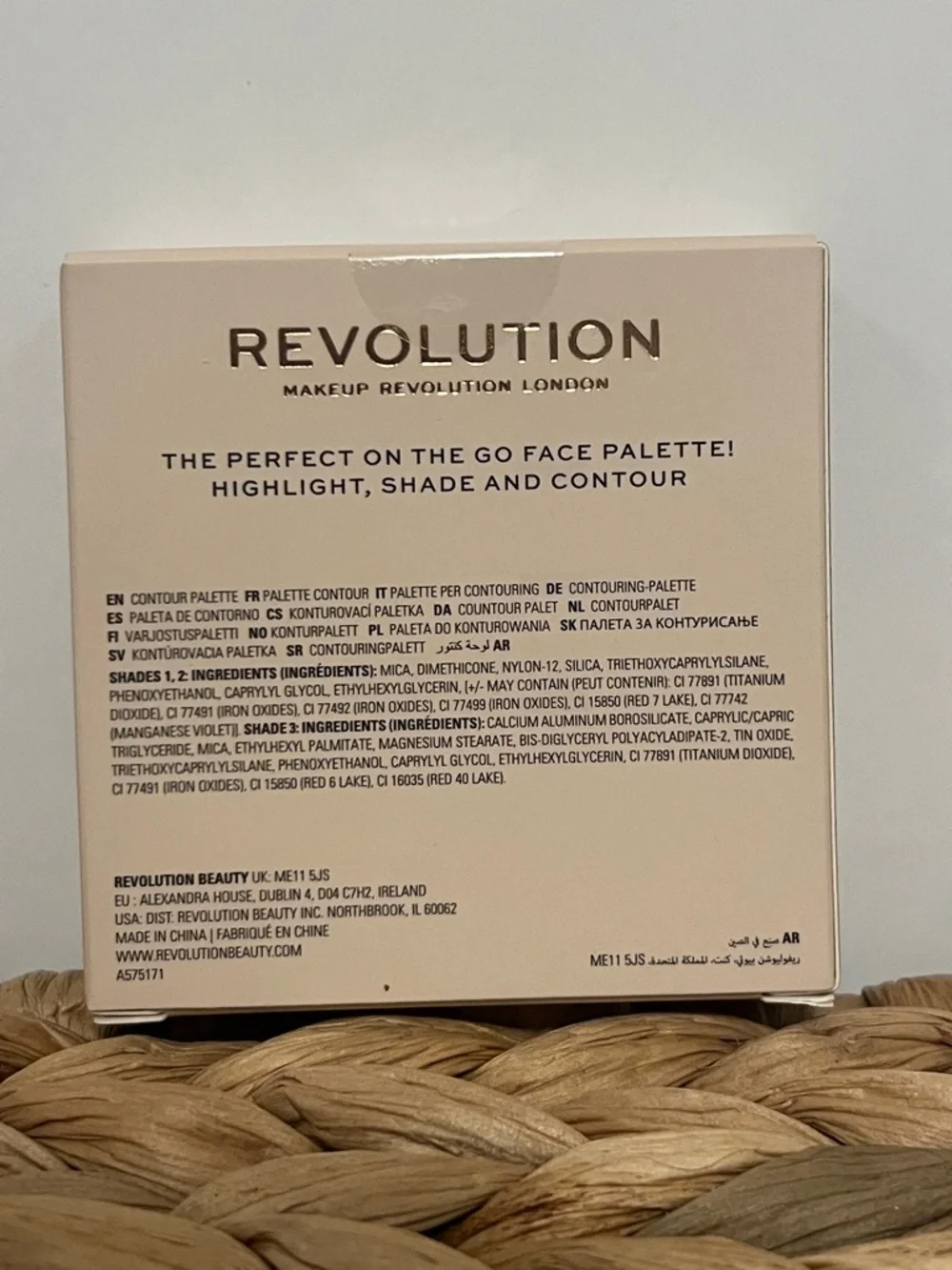 Revolution Contour Powder Compact